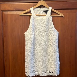 Banana Republic Embroidered White Tank - XS